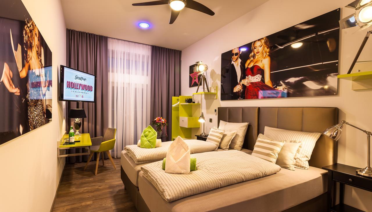 Wuschl Lounge Hotel Kuhbach  Bagian luar foto