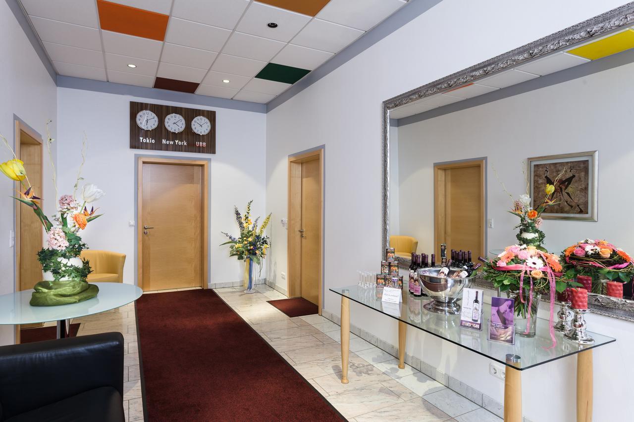 Wuschl Lounge Hotel Kuhbach  Bagian luar foto